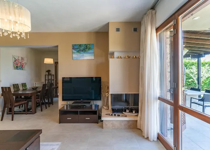 Sani Breeze By Halu! Villa