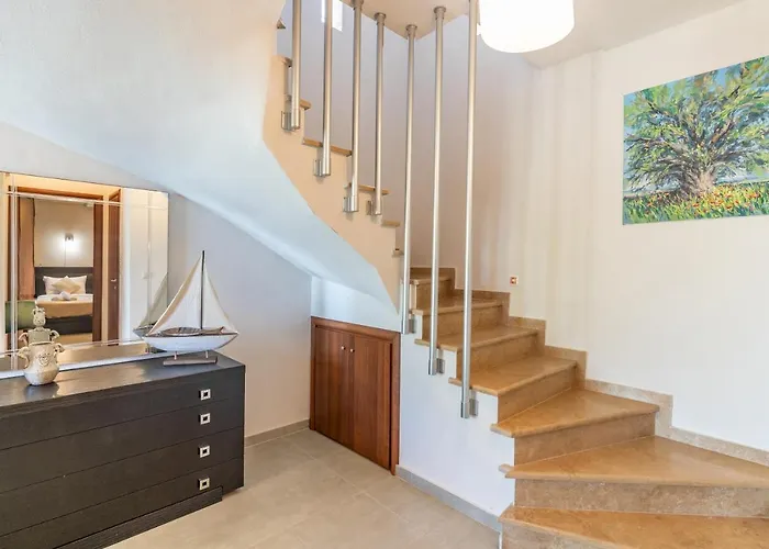 Sani Breeze By Halu! Villa *