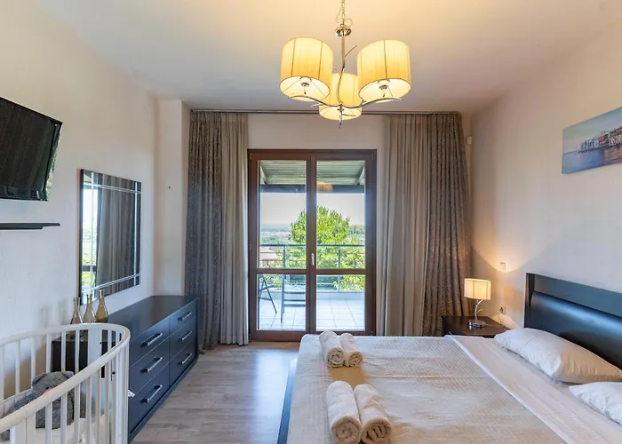 Sani Breeze By Halu! * Сани-Бич