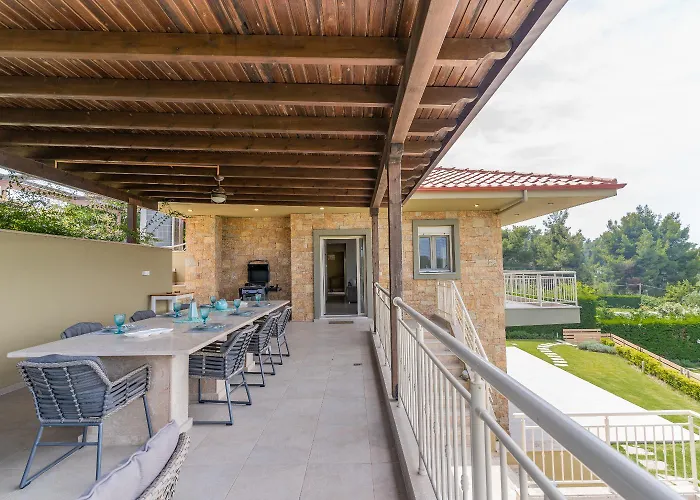 Villa Sani Breeze By Halu! *