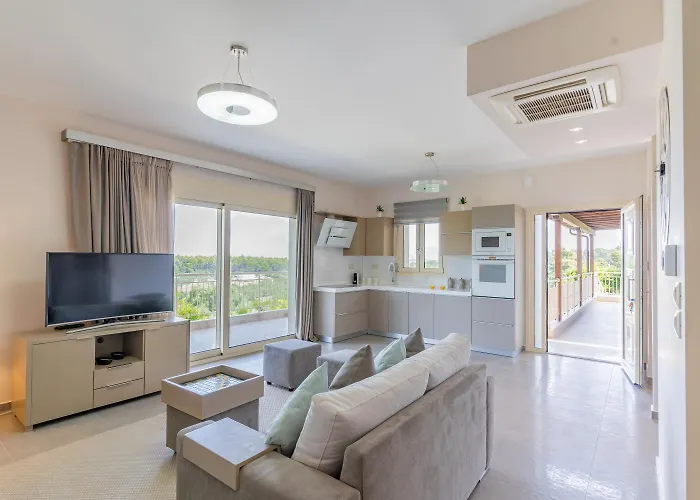 Вилла Sani Breeze By Halu! *