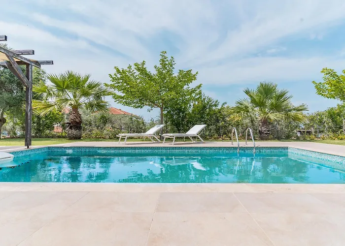 Sani Breeze By Halu! Villa