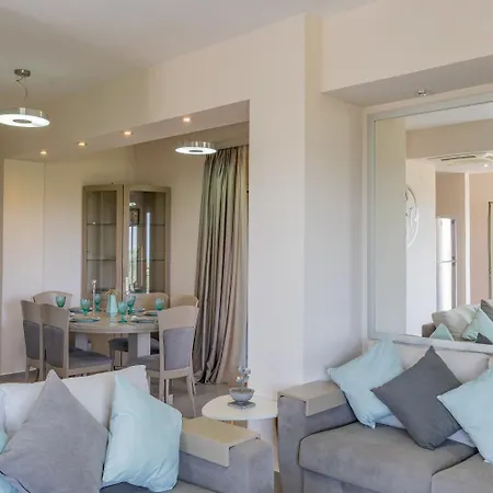 Sani Breeze By Halu! فيلة