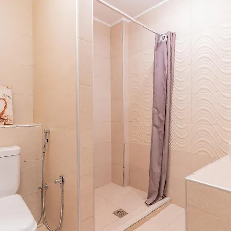 فيلة Sani Breeze By Halu! باراليا ساني