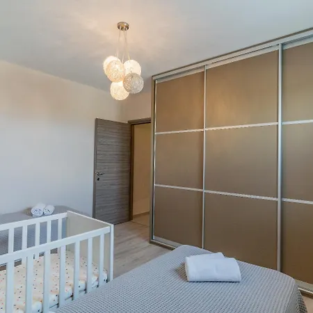 Sani Breeze By Halu! فيلة *